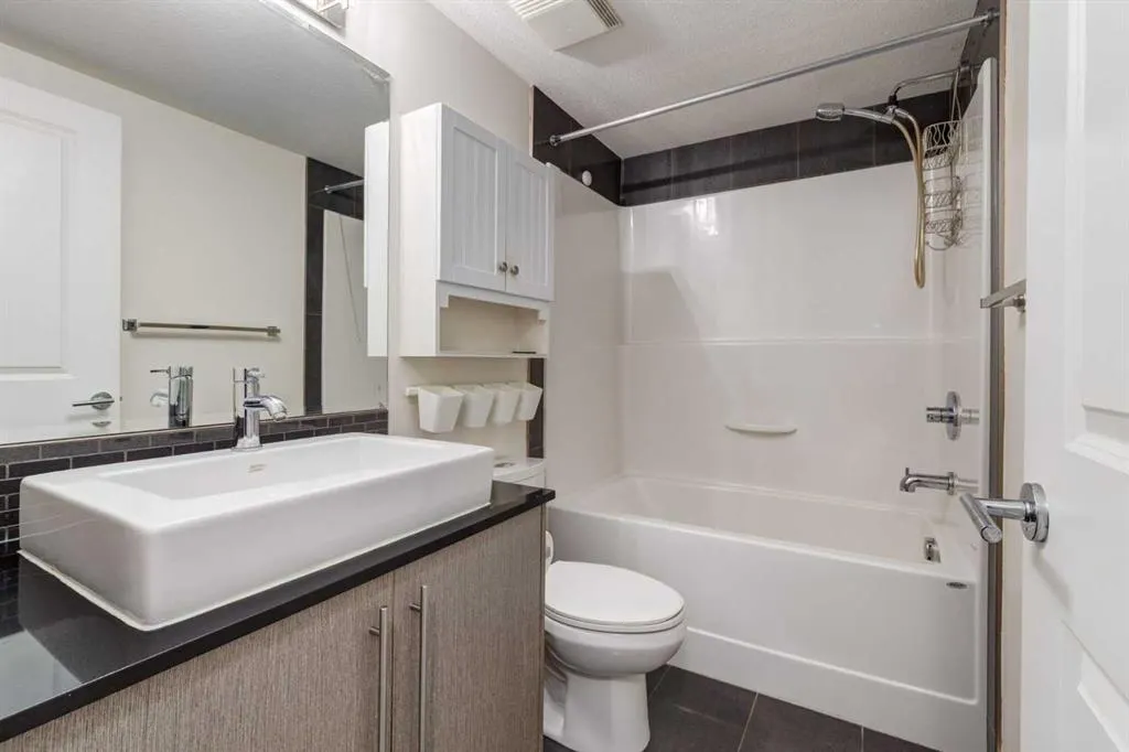 11 Mahogany Row SE #2108