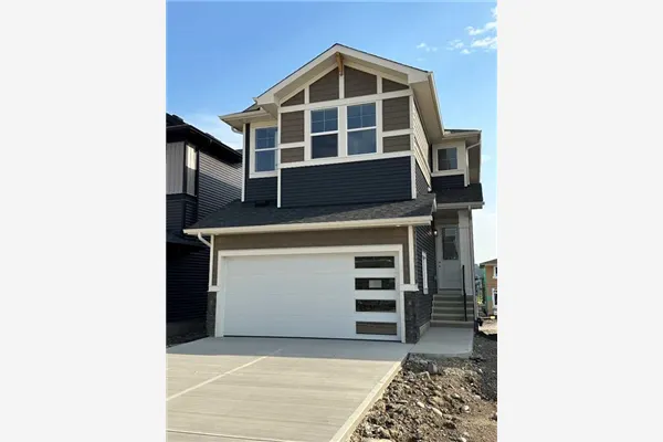 16 Topaz Place