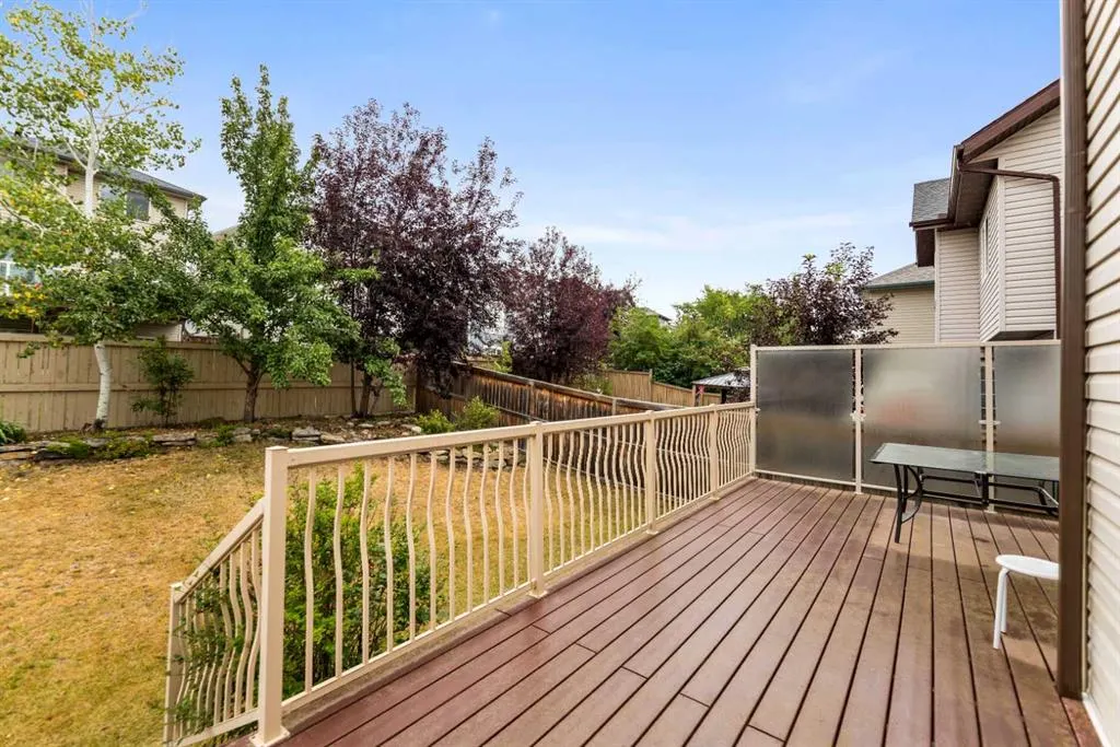 10 Evansmeade Manor NW