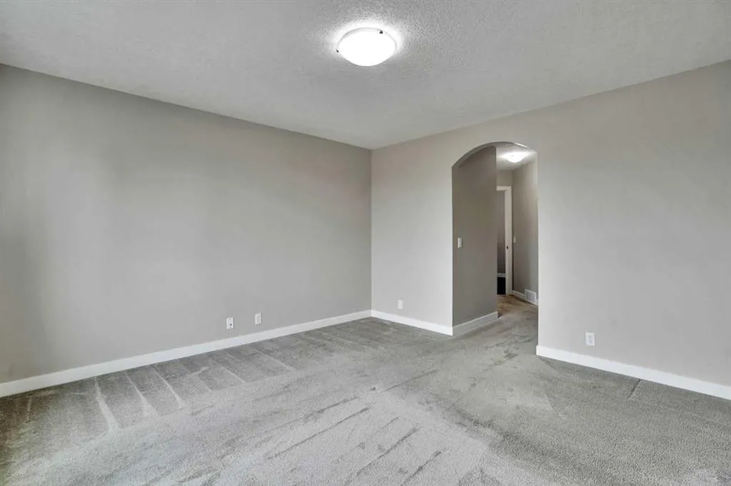 92 Everglen Close SW
