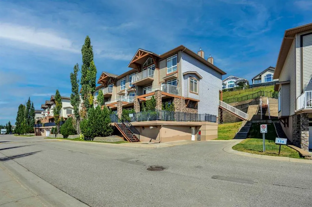 148 Rockyledge View NW #5