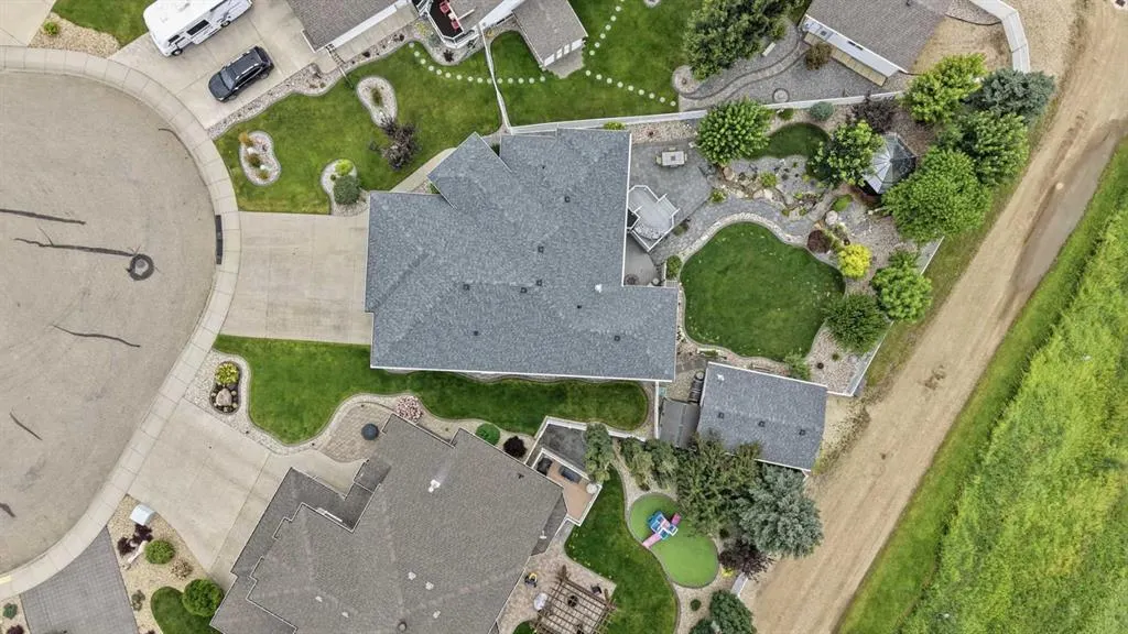 5408 64A Street Close