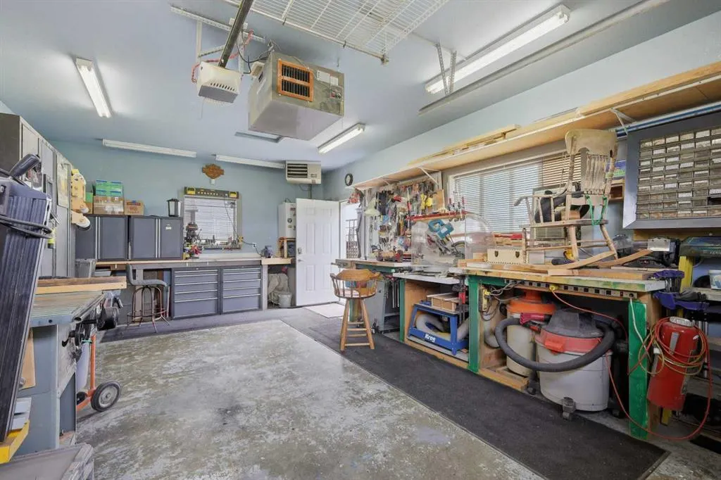 5408 64A Street Close