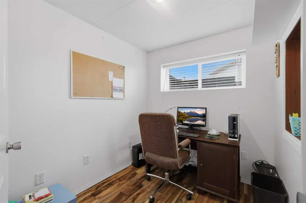 5408 64A Street Close