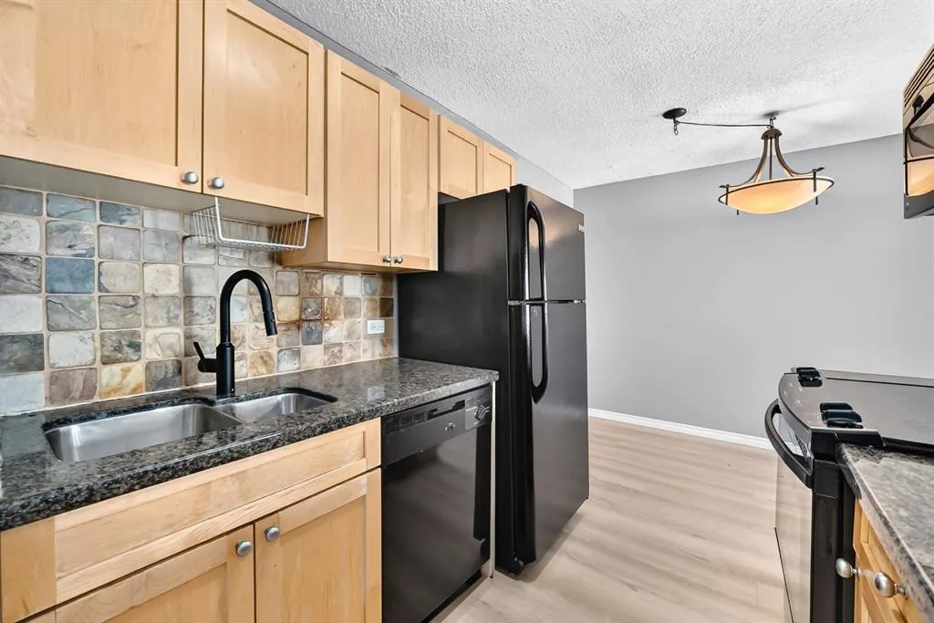 1312 13 Avenue SW #501