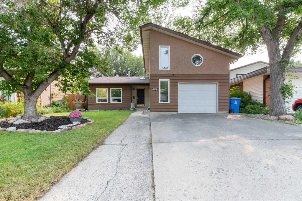 49 Iroquois Crescent W