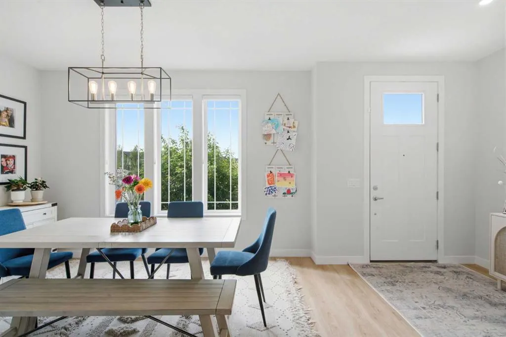 1062 Harmony Parade