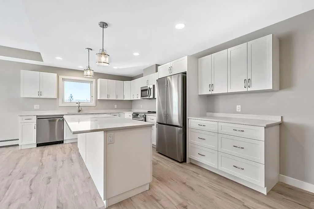 101 Willowridge Drive #203