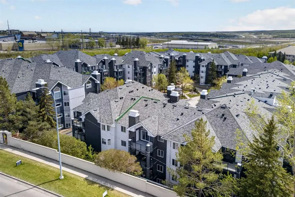 10 Sierra Morena Mews SW #418