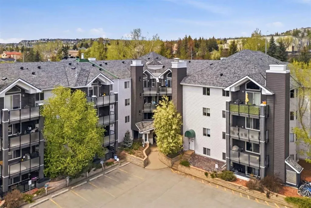 10 Sierra Morena Mews SW #418