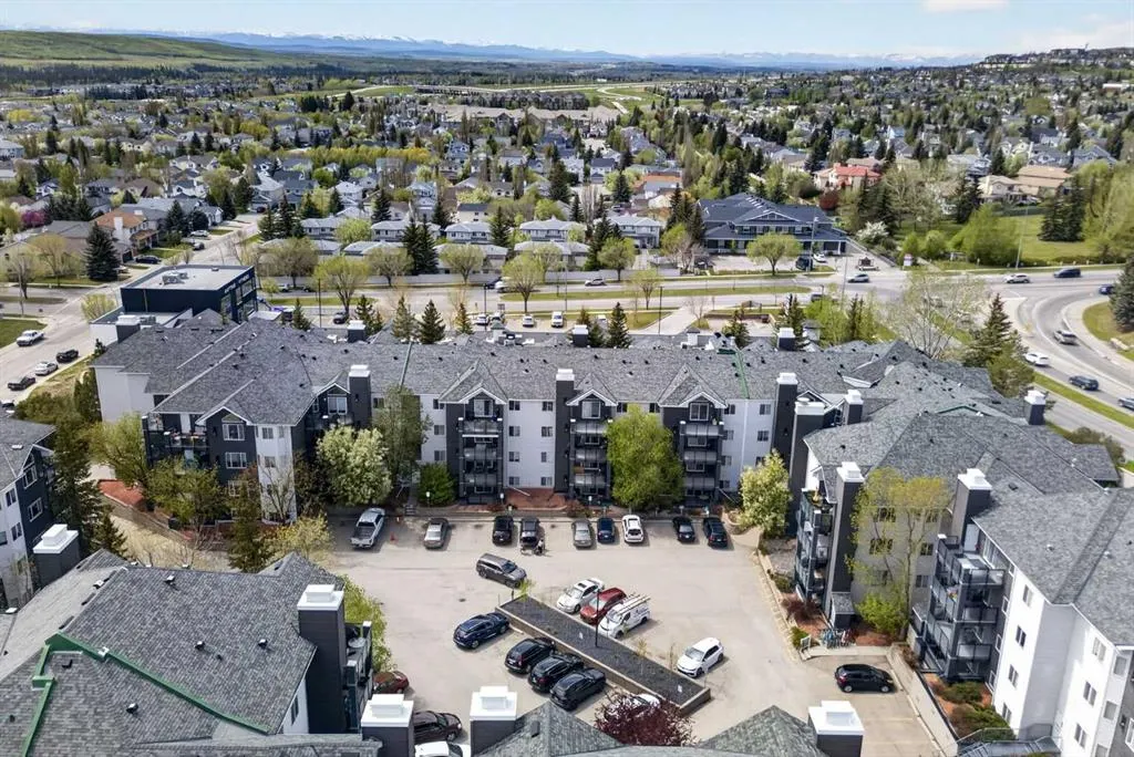 10 Sierra Morena Mews SW #418