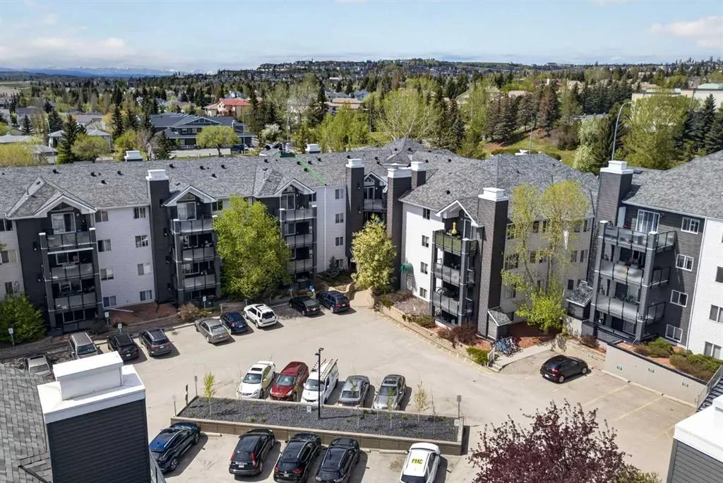 10 Sierra Morena Mews SW #418