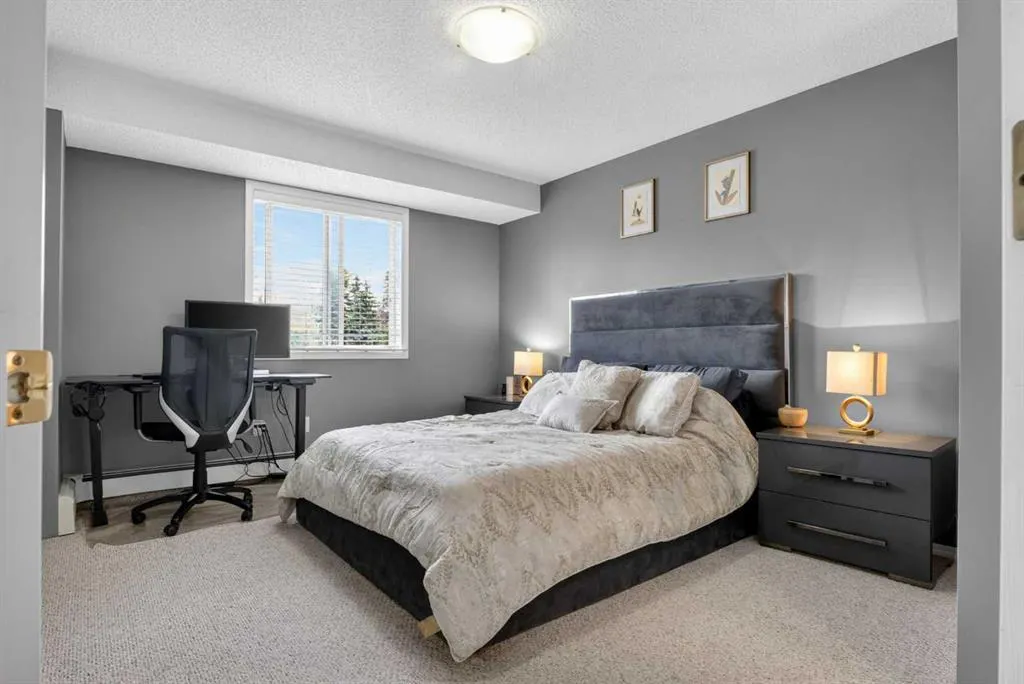 10 Sierra Morena Mews SW #418