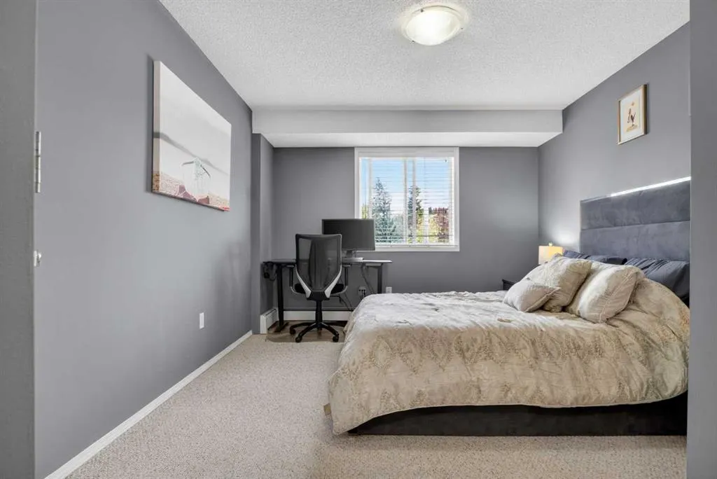 10 Sierra Morena Mews SW #418