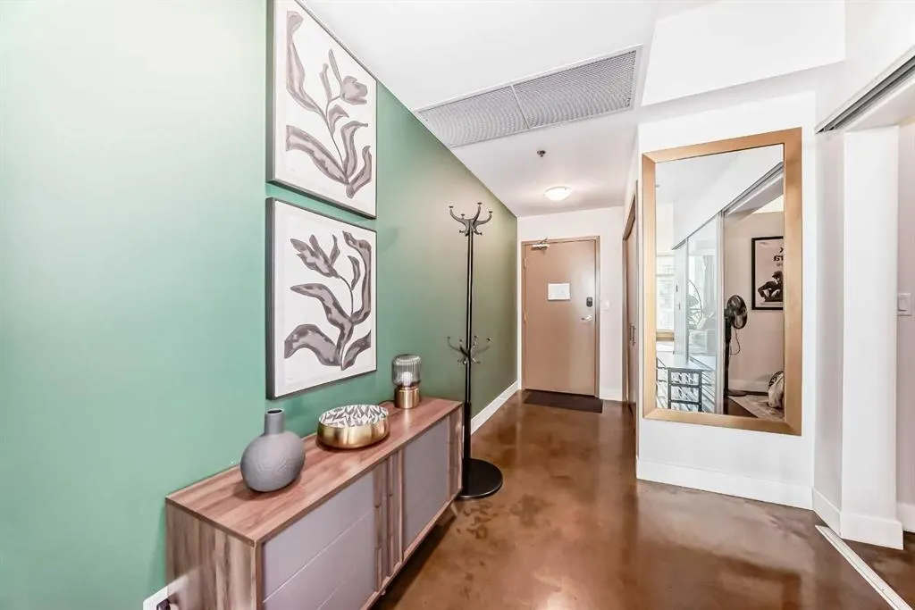 135 13 Avenue SW #810
