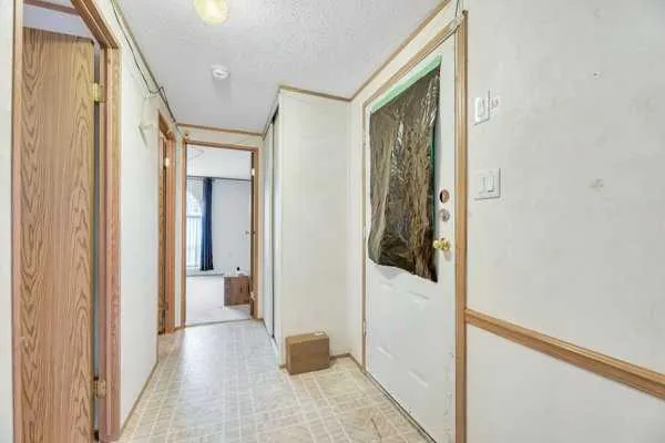 863 Brentwood Crescent