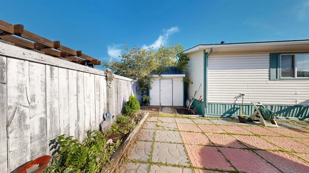 269 McKinlay Crescent
