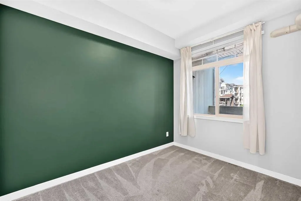 10 Auburn Bay Link SE #202