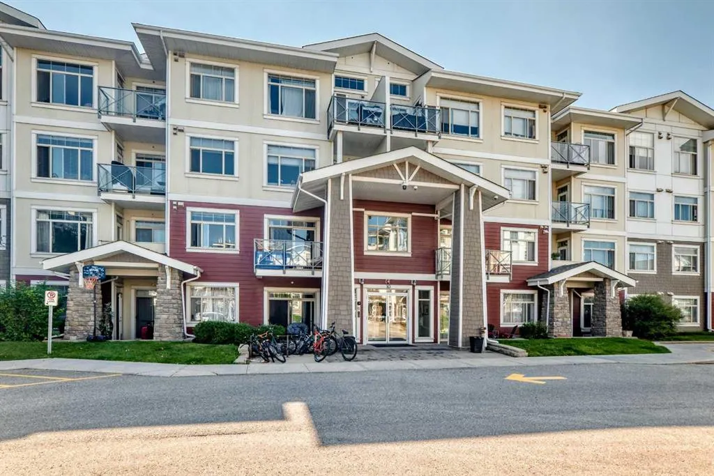 10 Auburn Bay Link SE #202