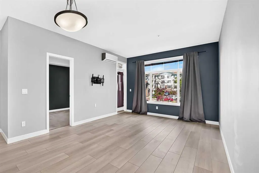 10 Auburn Bay Link SE #202