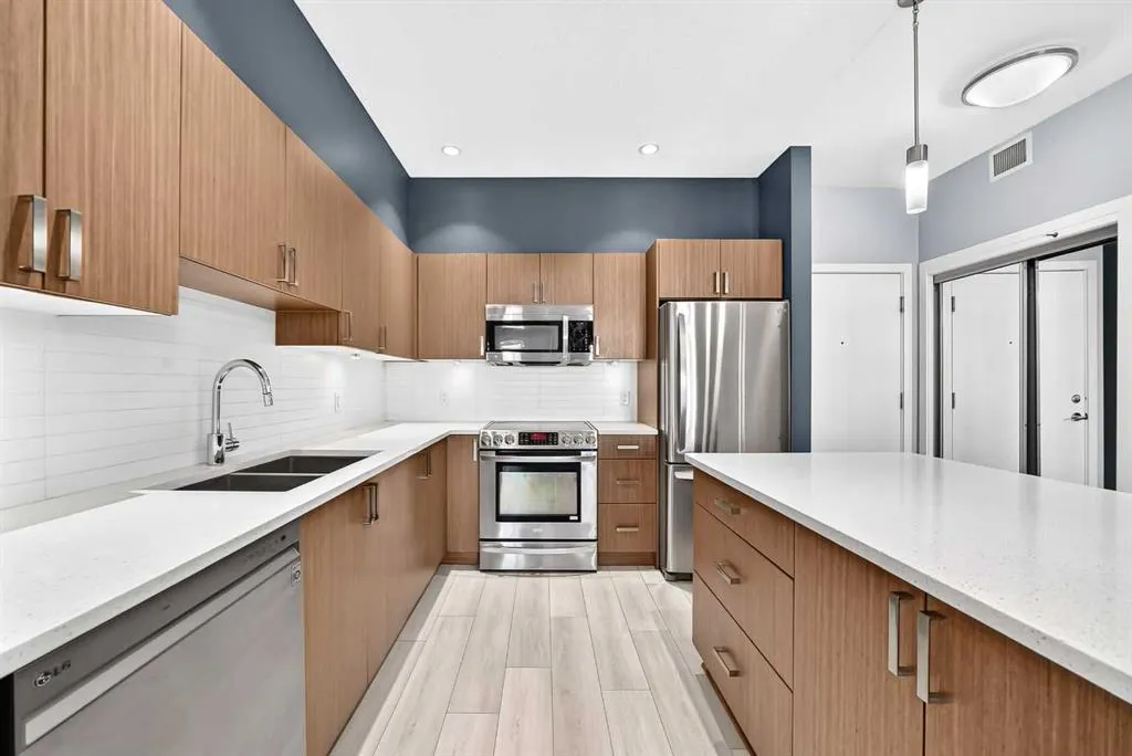 10 Auburn Bay Link SE #202
