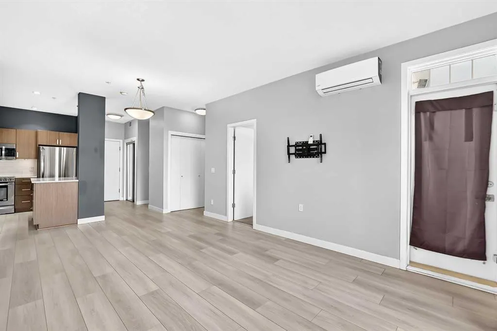 10 Auburn Bay Link SE #202