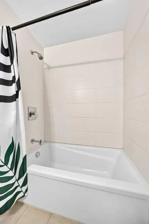 10 Auburn Bay Link SE #202