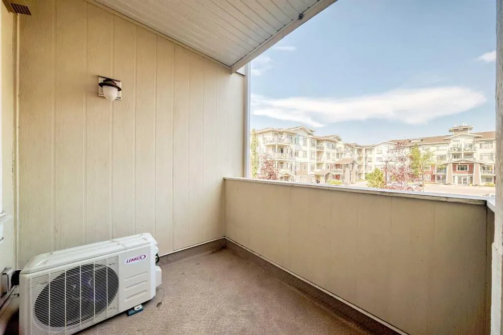10 Auburn Bay Link SE #202
