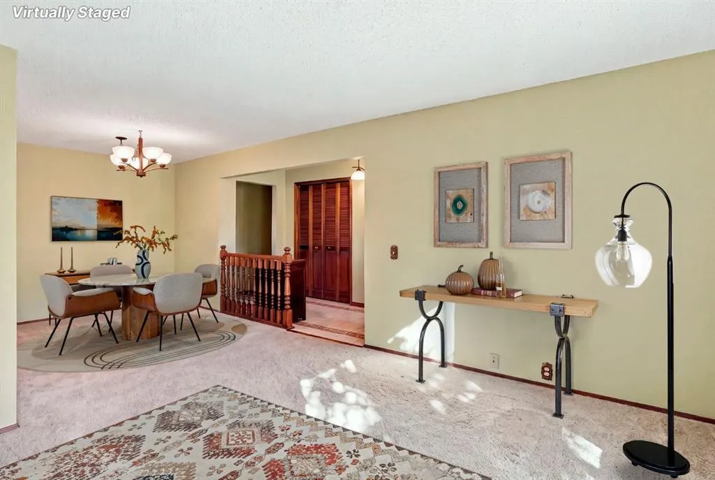 652 Oakwood Place SW