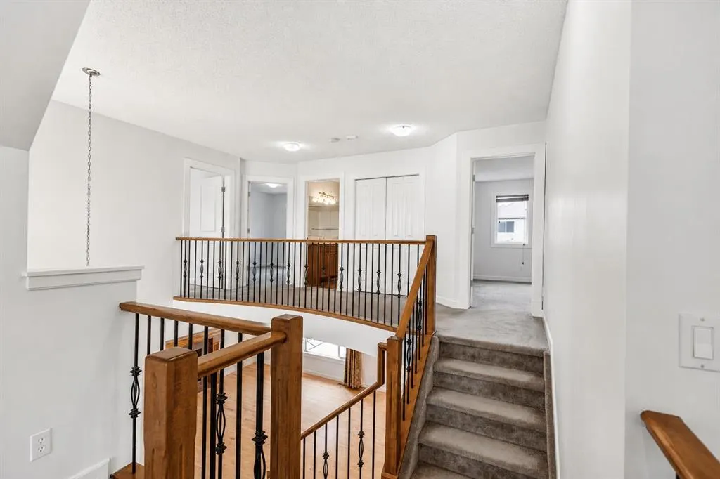 108 Tuscany Estates Close NW