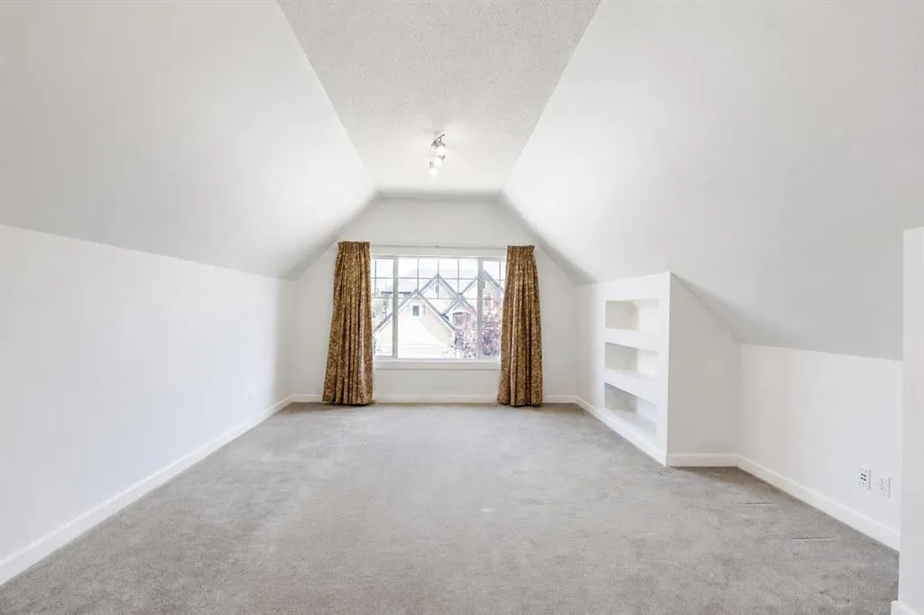 108 Tuscany Estates Close NW