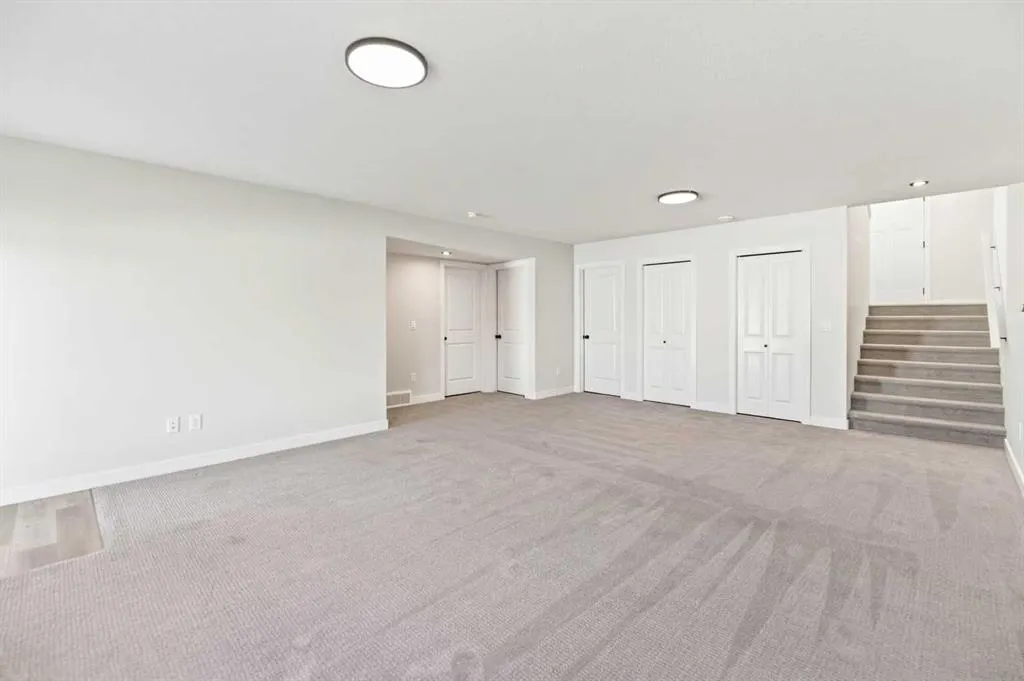 38 Bardwell Way