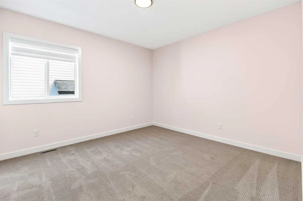 38 Bardwell Way