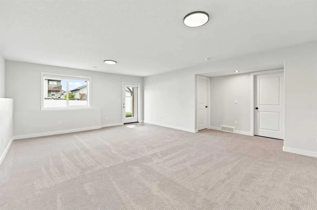38 Bardwell Way