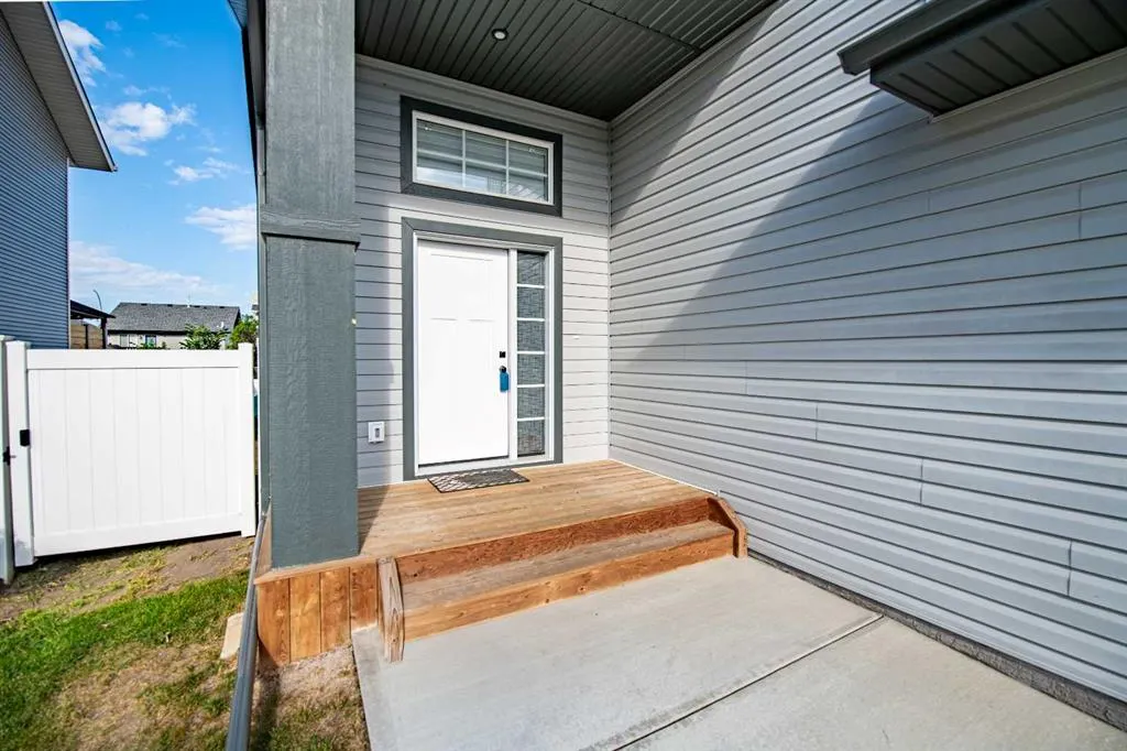 38 Bardwell Way