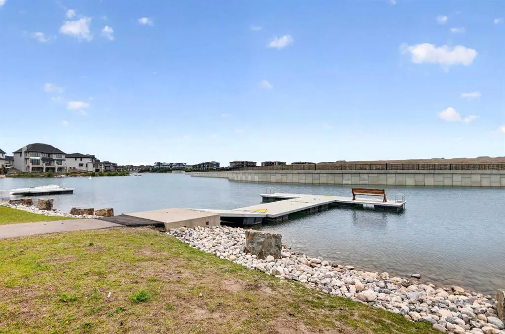 147 Marina Landing SE