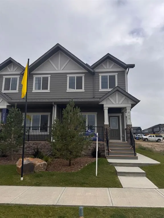 943 Legacy Circle SE