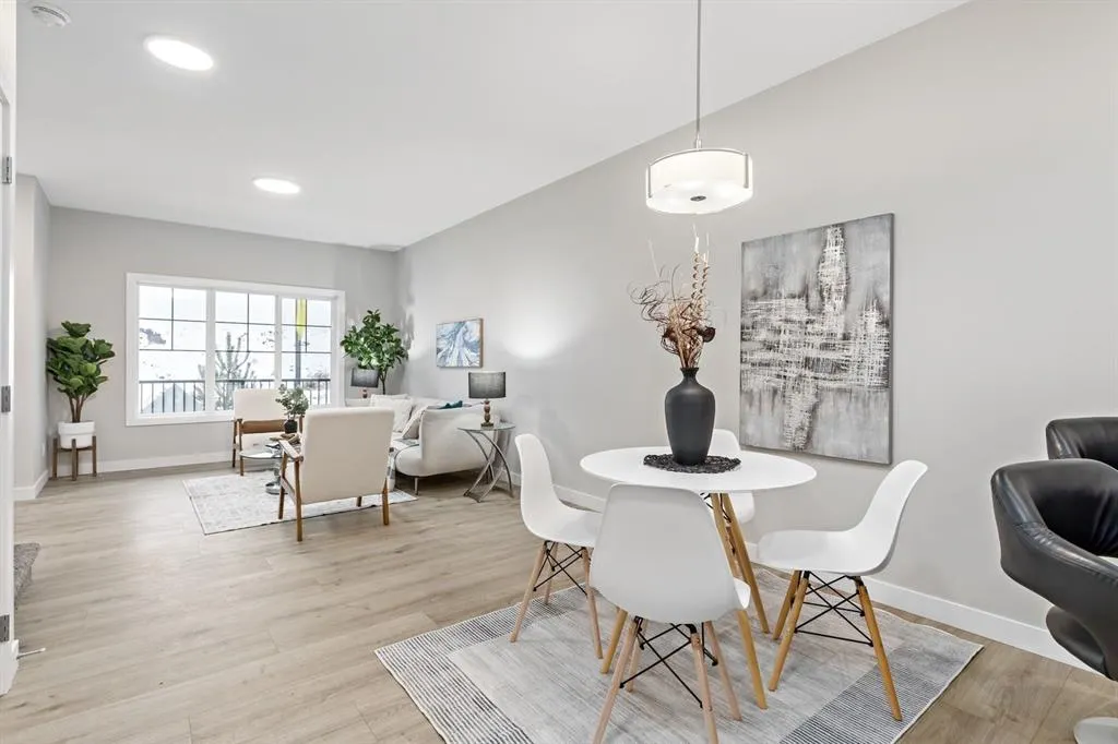 943 Legacy Circle SE