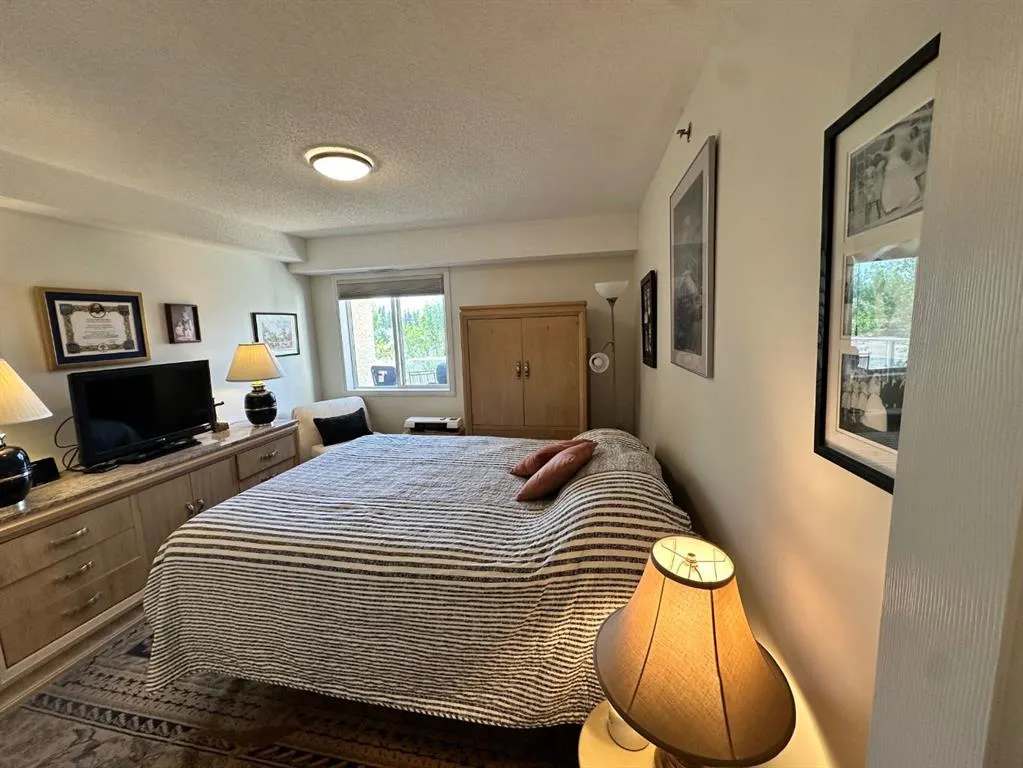 1818 Simcoe Boulevard SW #3338