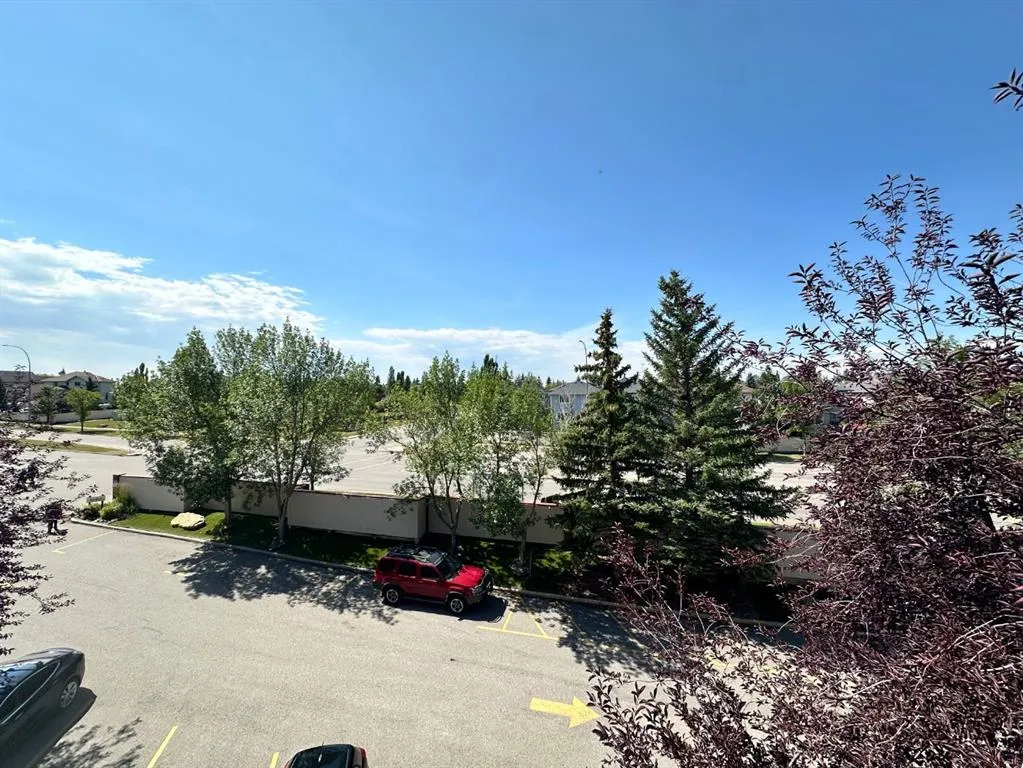 1818 Simcoe Boulevard SW #3338