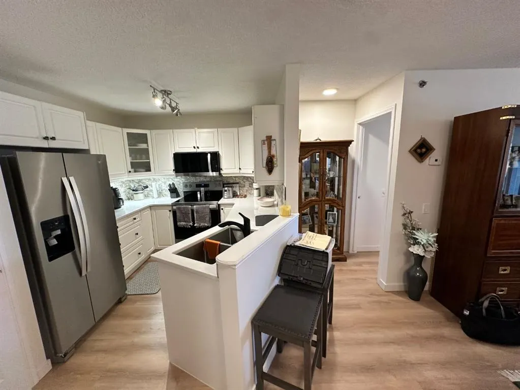 1818 Simcoe Boulevard SW #3338