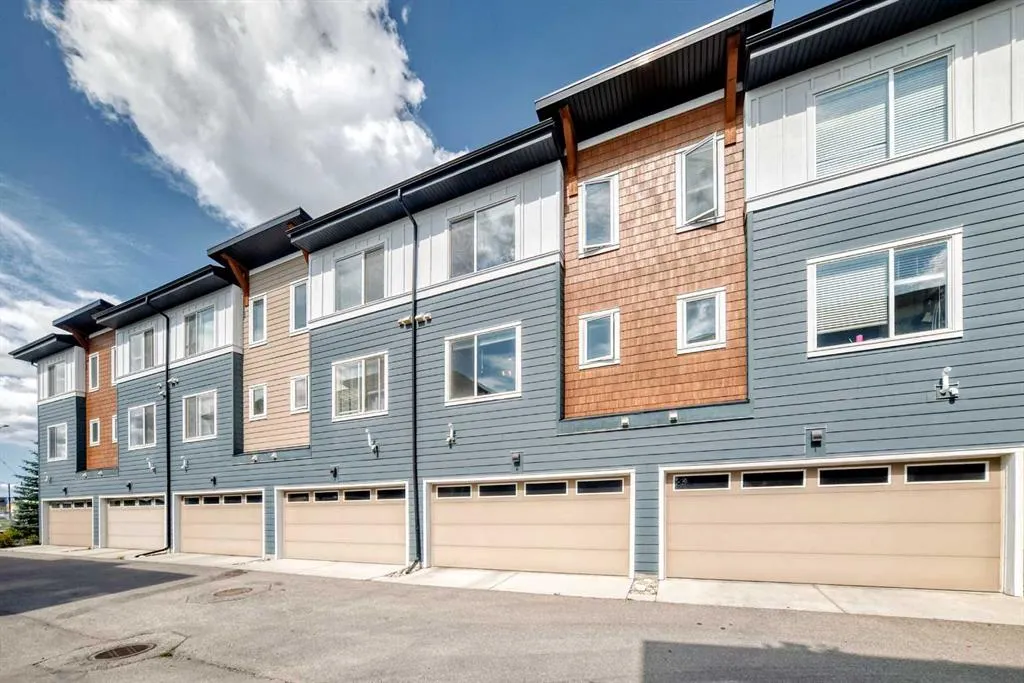111 Rainbow Falls Gate #2