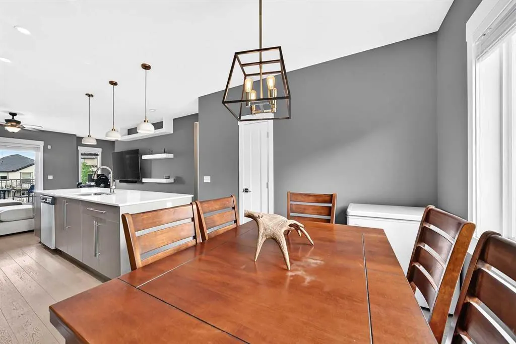 111 Rainbow Falls Gate #2