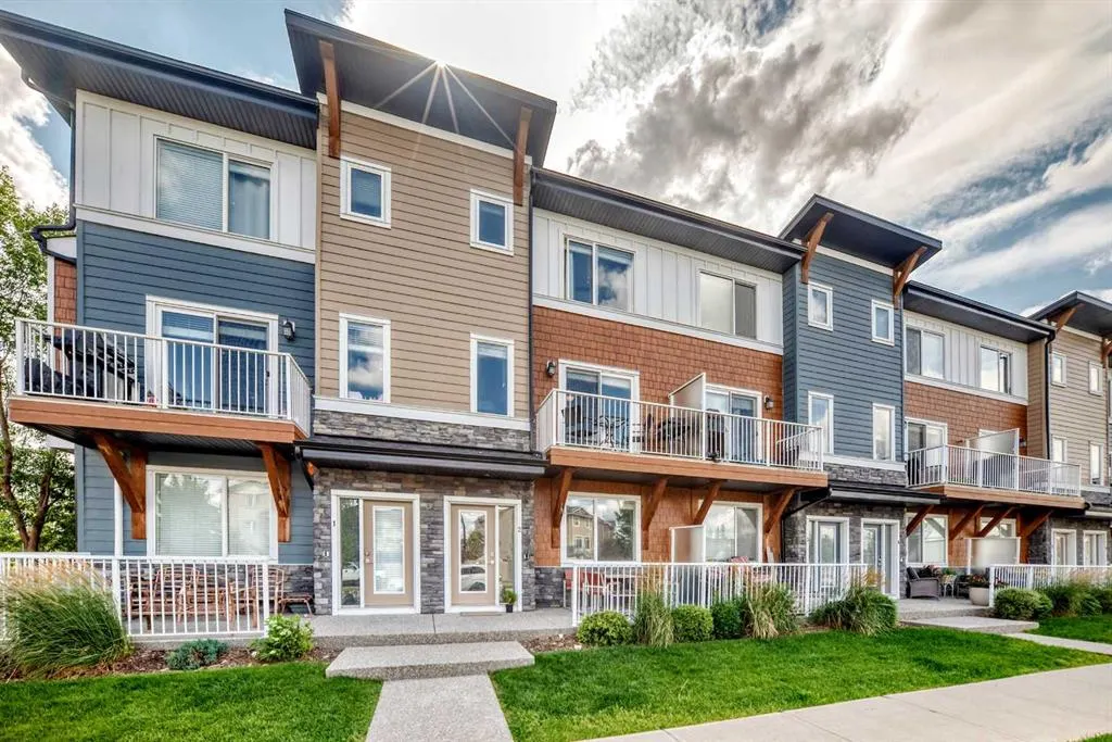 111 Rainbow Falls Gate #2