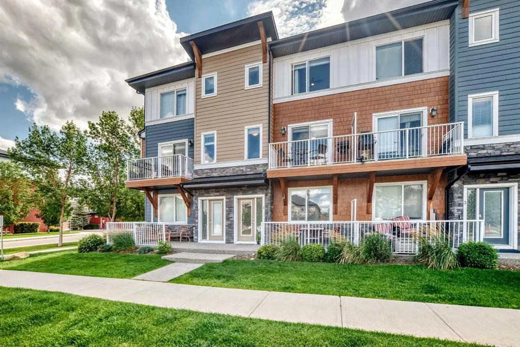 111 Rainbow Falls Gate #2