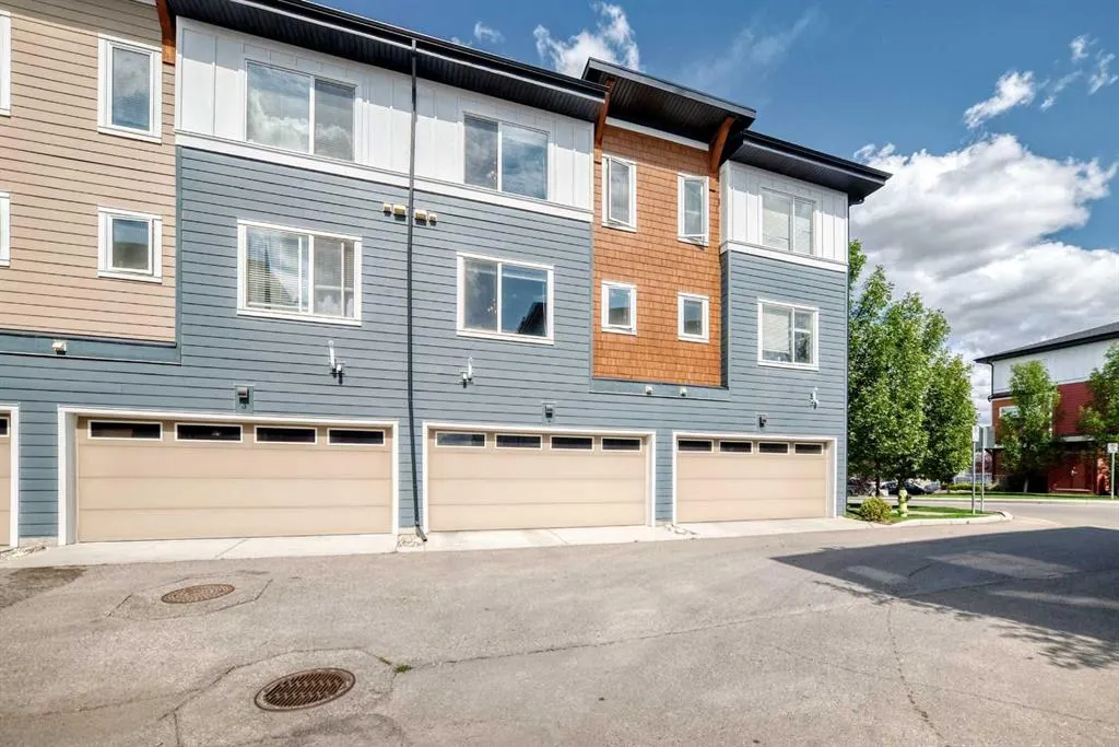 111 Rainbow Falls Gate #2