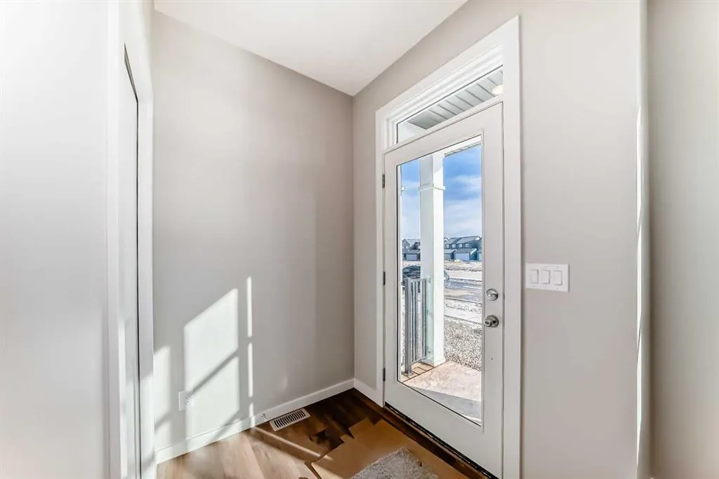 61 Monarch Boulevard