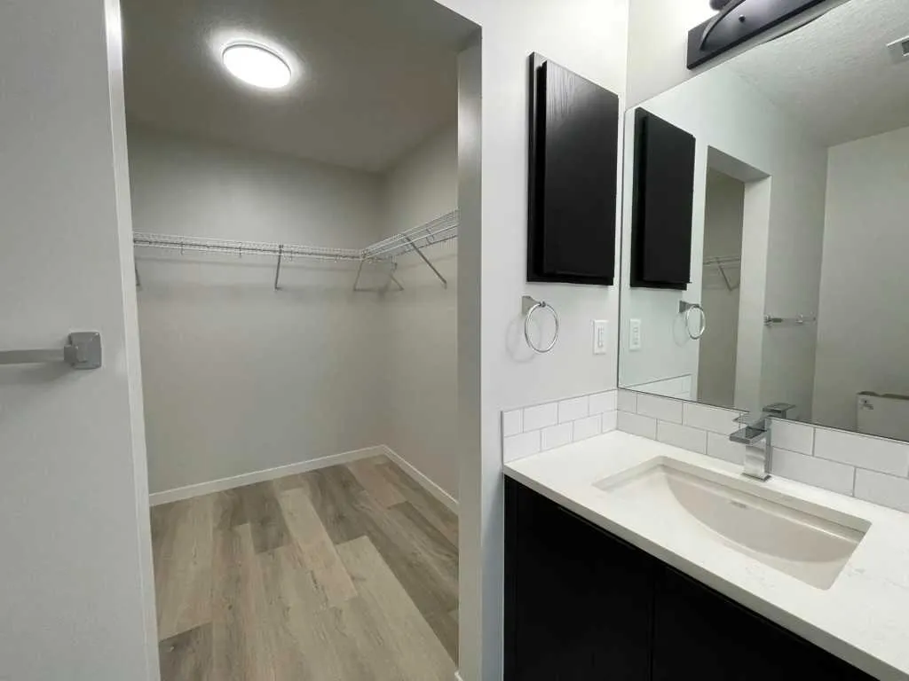 42 Cranbrook Gardens SE #2304