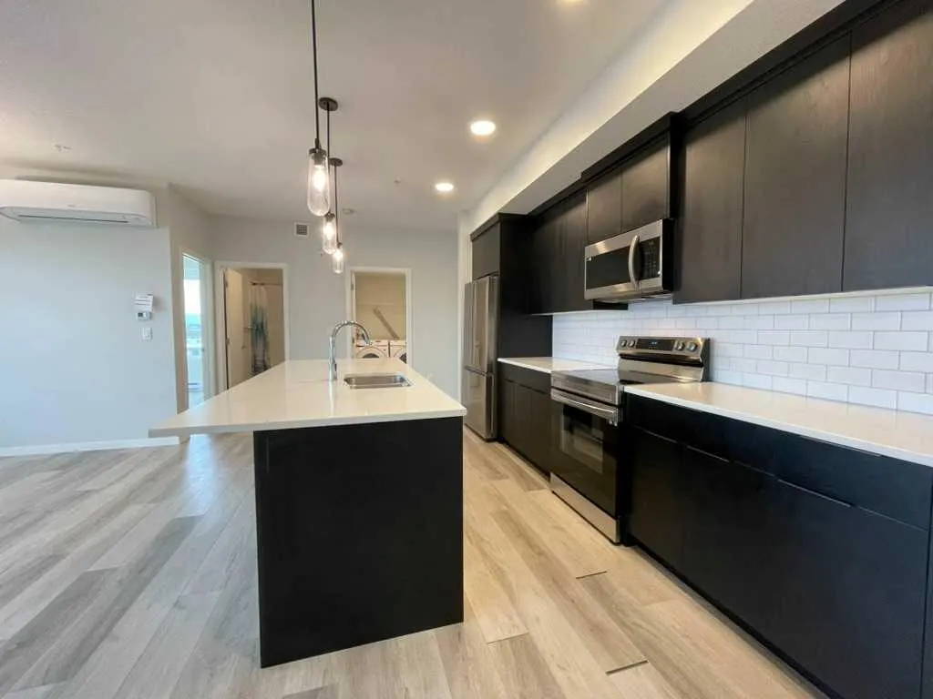 42 Cranbrook Gardens SE #2304