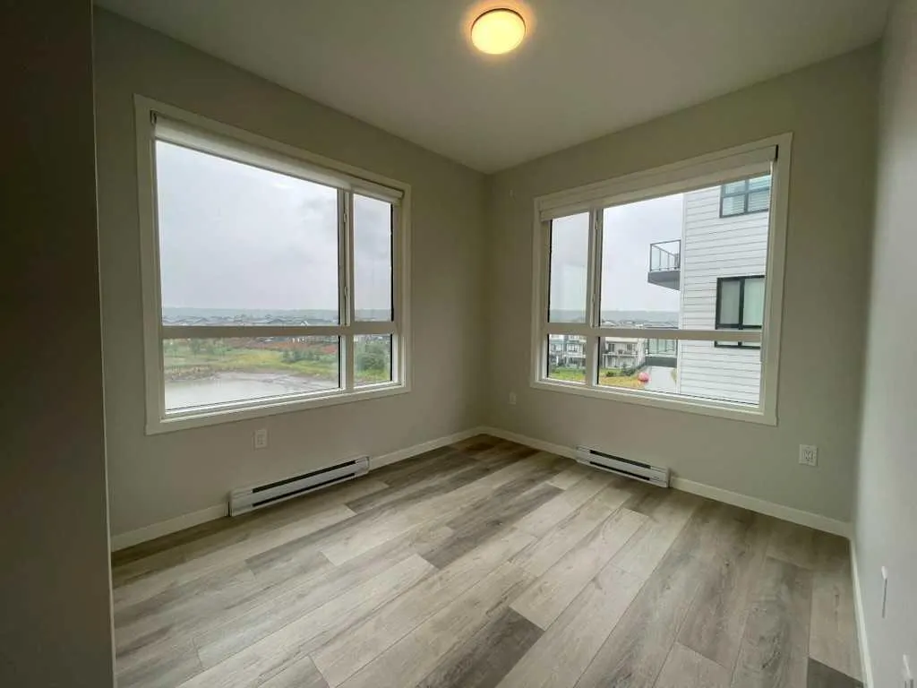 42 Cranbrook Gardens SE #2304